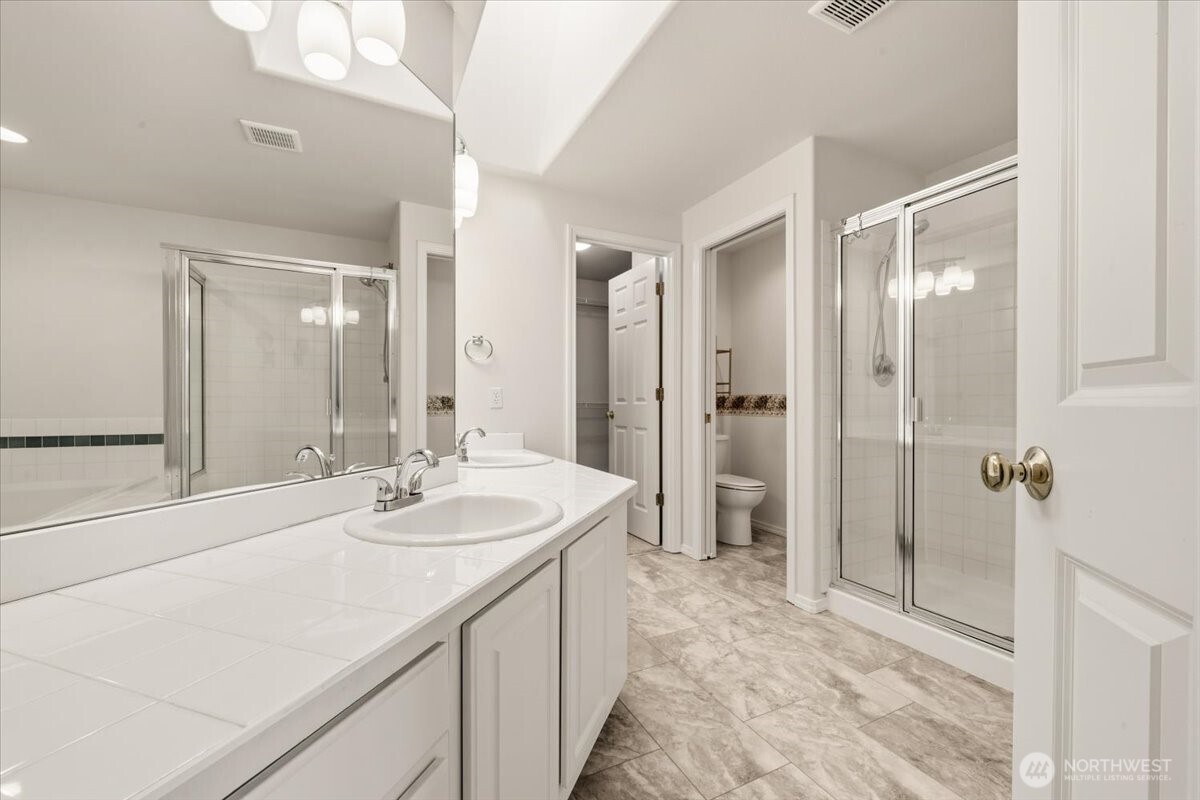 4726 Northeast 18th Place, Unit B Renton, WA 98059 - Photo 29 of 39