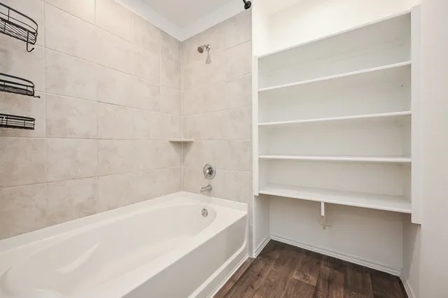 a bathroom with a bathtub