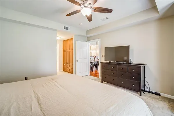 $3,200 | 3275 Lenox Road Northeast, Atlanta, GA 30324