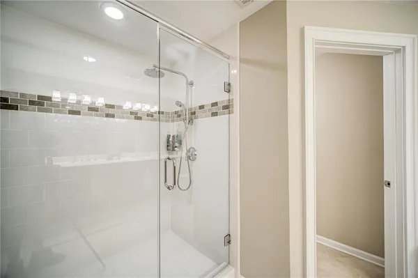 $3,200 | 3275 Lenox Road Northeast, Atlanta, GA 30324