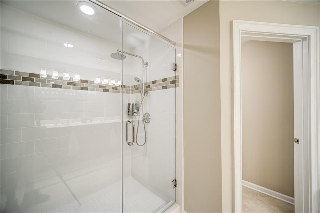 3275 Lenox Road Northeast Atlanta, GA 30324 - Photo 20 of 30