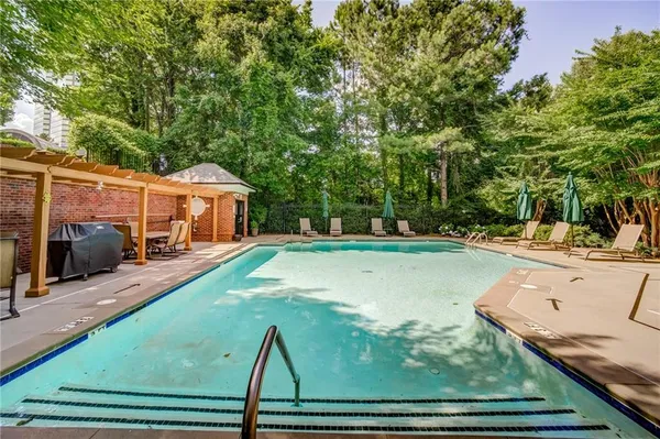 $3,200 | 3275 Lenox Road Northeast, Atlanta, GA 30324