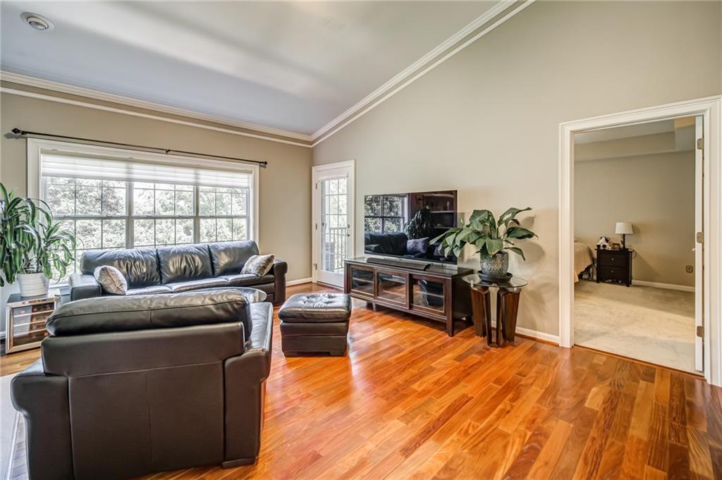 3275 Lenox Road Northeast Atlanta, GA 30324 - Photo 7 of 30