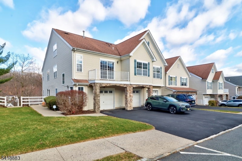 413 Boulder Ridge Drive Randolph, NJ 07869 - Photo 1 of 17