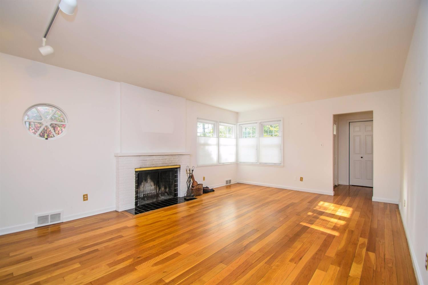2601 Devonshire Road Ann Arbor, MI 48104 - Photo 3 of 35 Photo 3