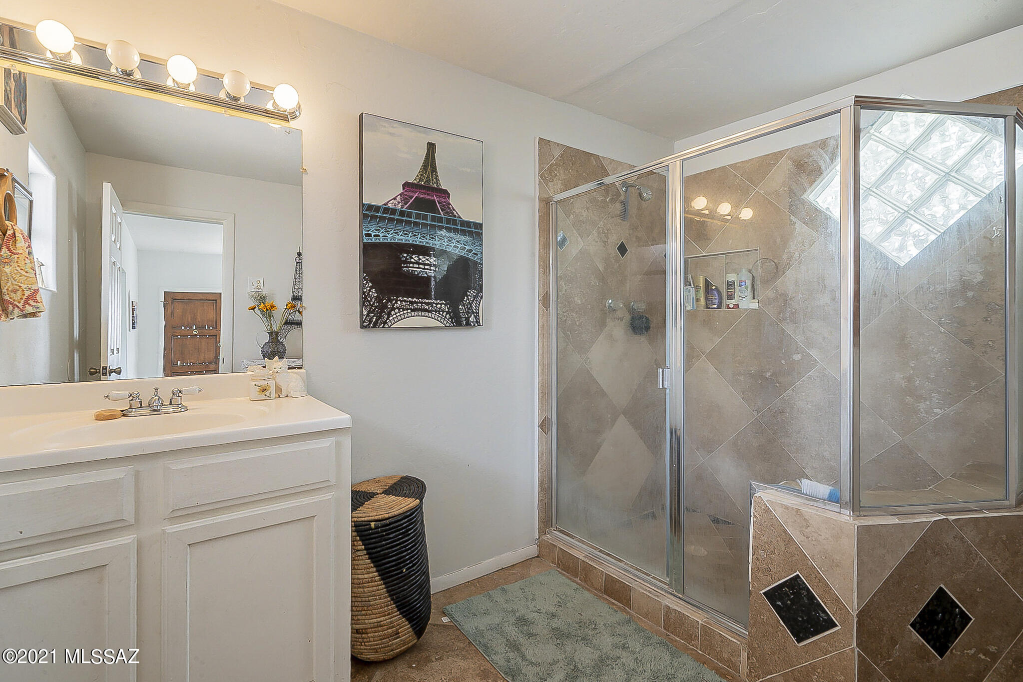 1330 East Grant Road Tucson, AZ 85719 - Photo 27 of 32 Gallery Image 27