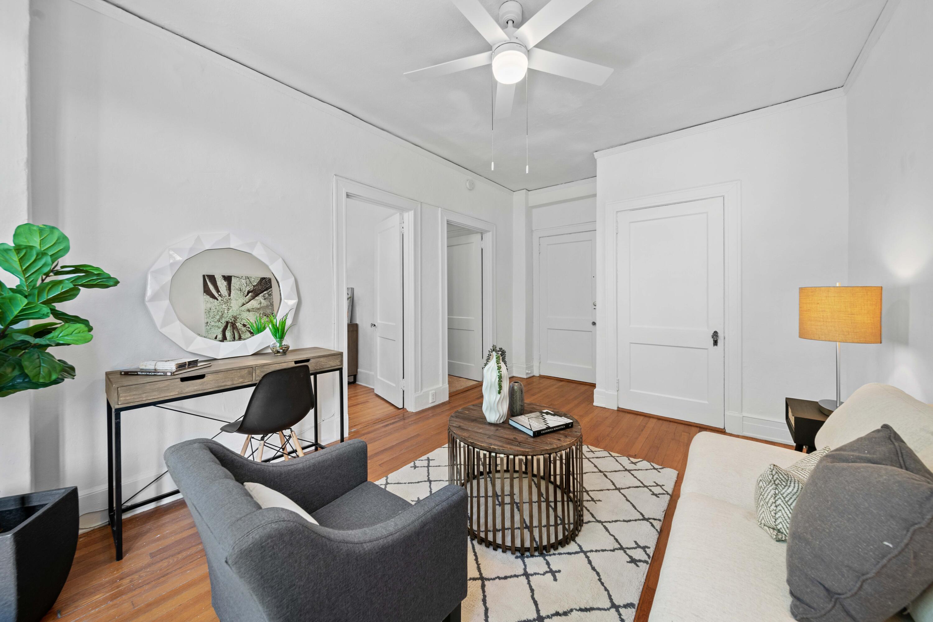 63 Rutledge Avenue, Unit 33 Charleston, SC 29401 - Photo 3 of 17 63 Rutledge #33