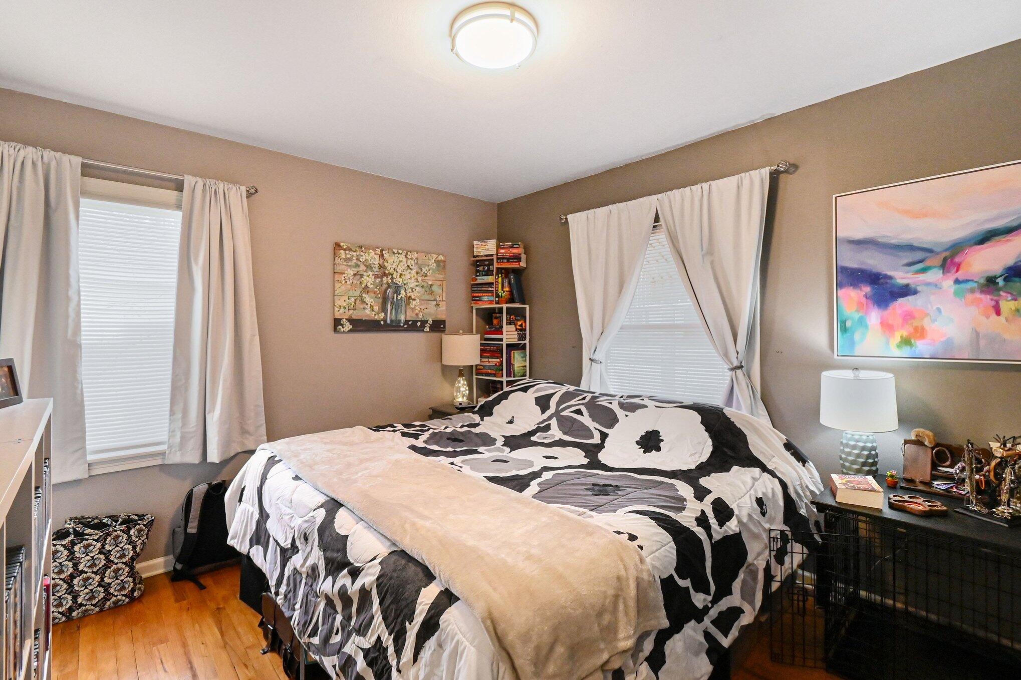 2820 Reo Road Lansing, MI 48911 - Photo 17 of 29 022_file_3674