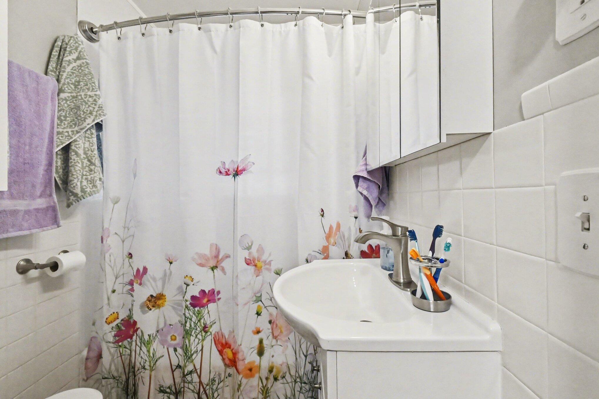 2820 Reo Road Lansing, MI 48911 - Photo 19 of 29 020_file_4468