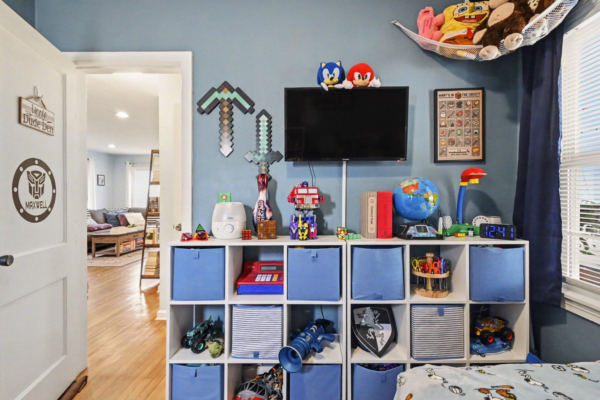 2820 Reo Road Lansing, MI 48911 - Photo 20 of 29 019_file_5691