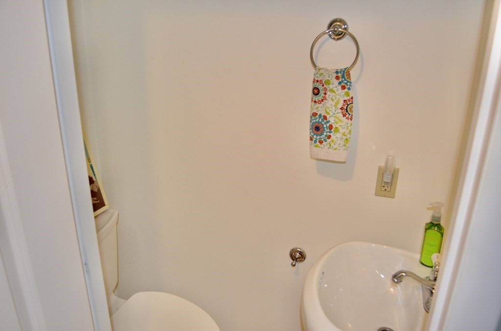 23 Freighthouse Road Charlton, MA 01507 - Photo 23 of 27 Gallery Image 23