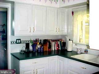 19 Tempo Road Levittown, PA 19056 - Photo 4 of 5 Gallery Image 4