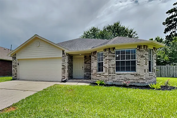 $2,000 | 26912 Castlecliff Lane, Kingwood, TX 77339