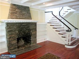 207 Pelham Road Philadelphia, PA 19119 - Photo 2 of 8 Gallery Image 2