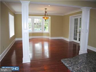 207 Pelham Road Philadelphia, PA 19119 - Photo 3 of 8 Gallery Image 3