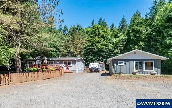 $499,900 | 43077 North River Drive, Sweet Home, OR 97386