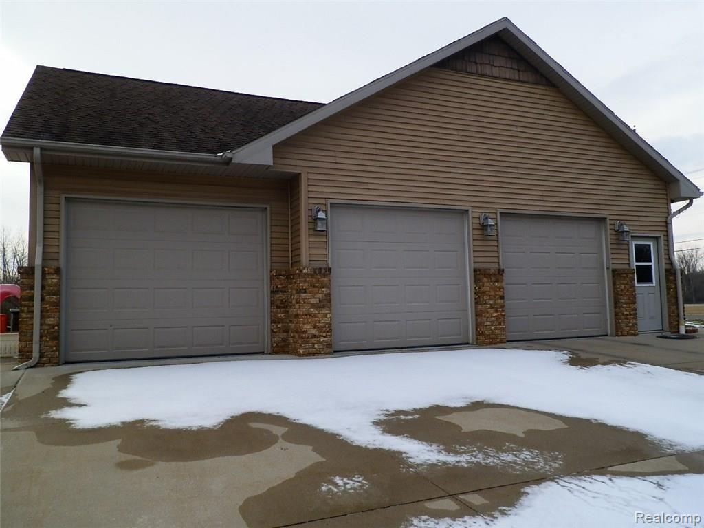 5124 Elms Road Flushing, MI 48433 - Photo 22 of 24 5124 N Elms.21