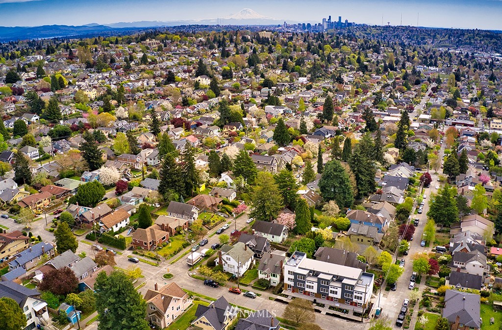 515 Northwest 70th Street Seattle, WA 98117 - Photo 32 of 32