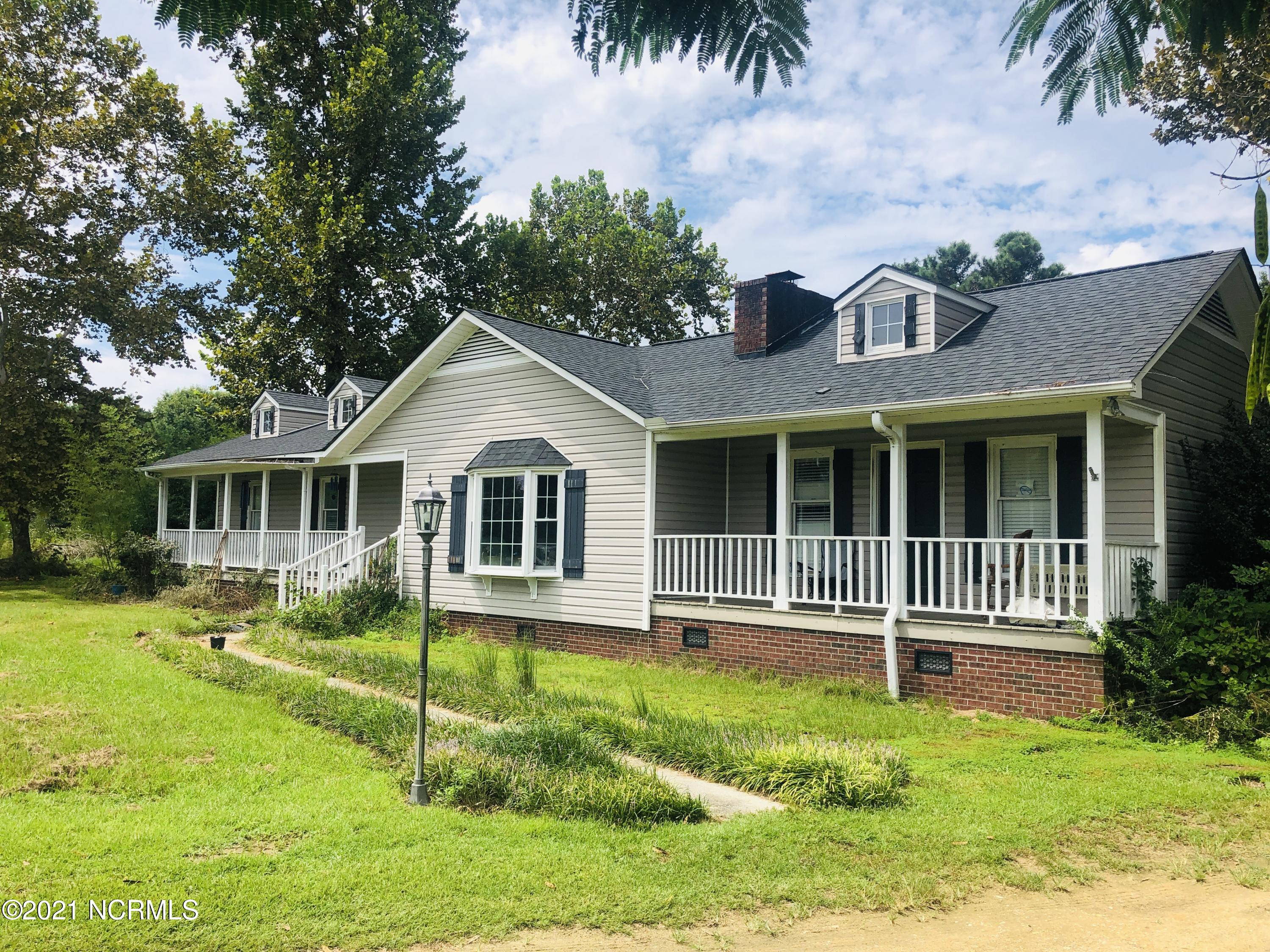 653 Shipp Road Clinton, NC 28328 - Photo 1 of 37 653 Shipp Rd