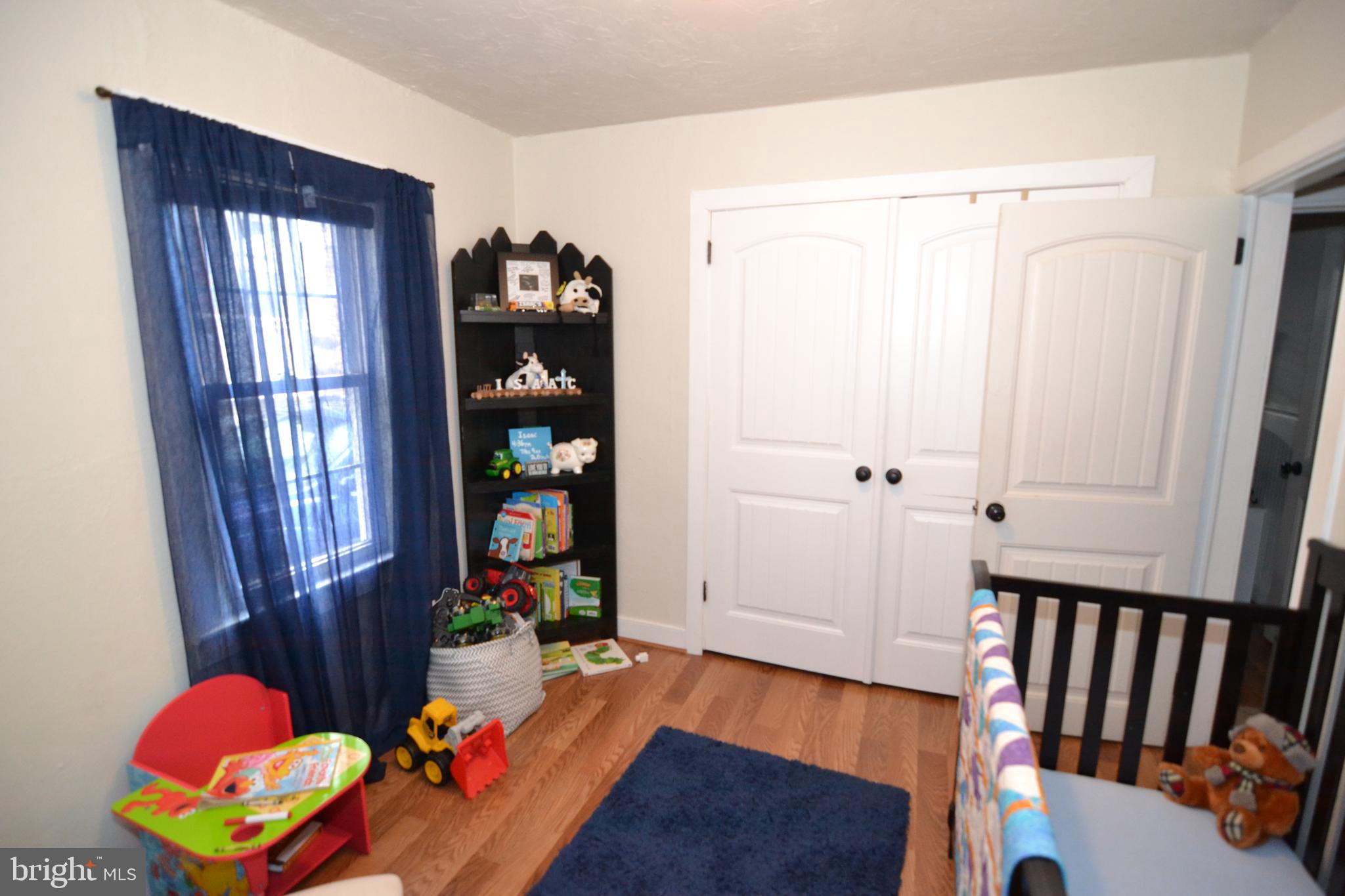 574 Hillcrest Road York, PA 17403 - Photo 11 of 28 Gallery Image 11