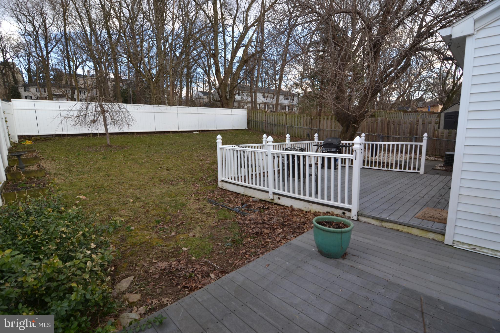 574 Hillcrest Road York, PA 17403 - Photo 25 of 28 Gallery Image 25