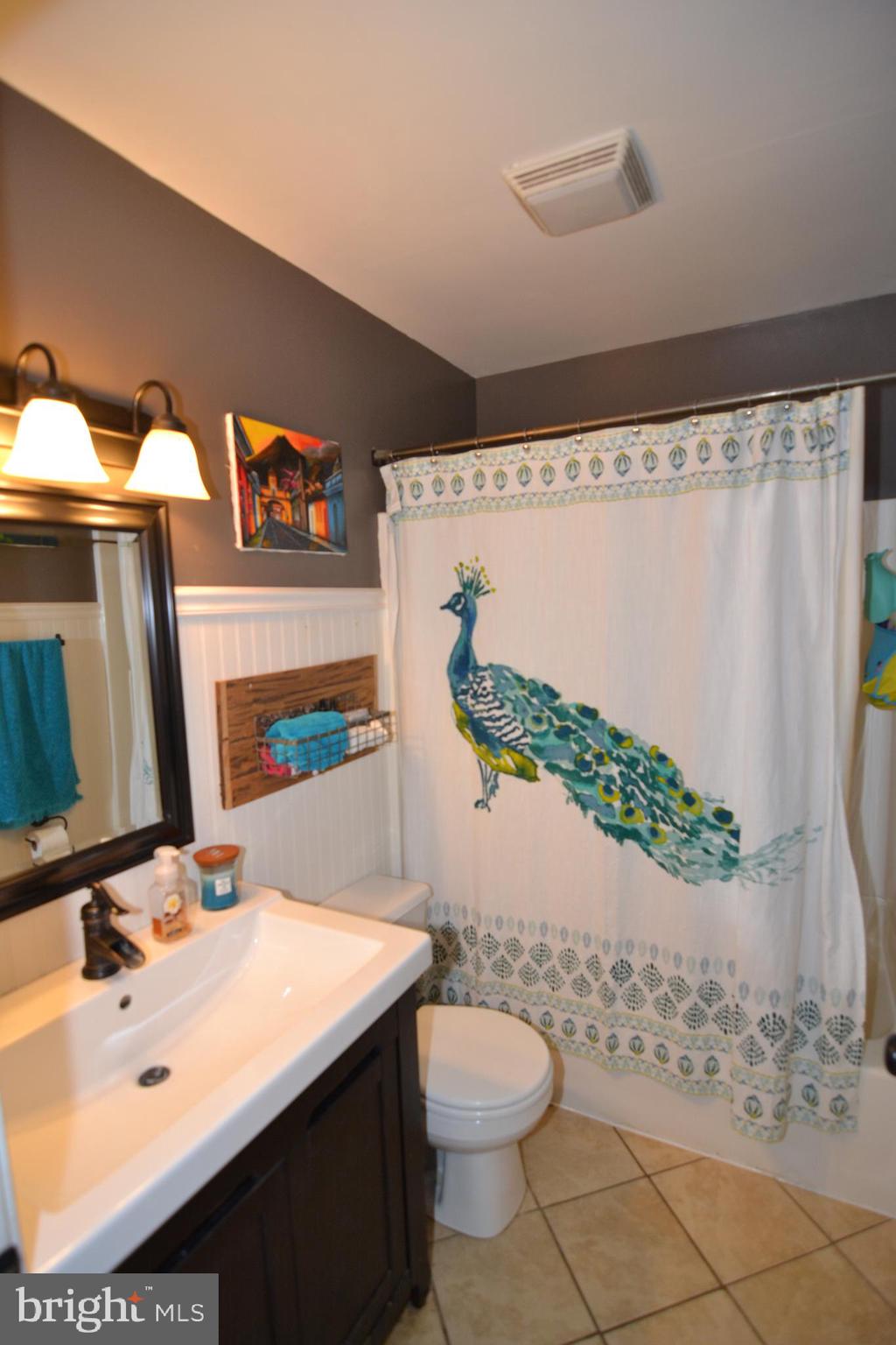 574 Hillcrest Road York, PA 17403 - Photo 9 of 28 Gallery Image 9
