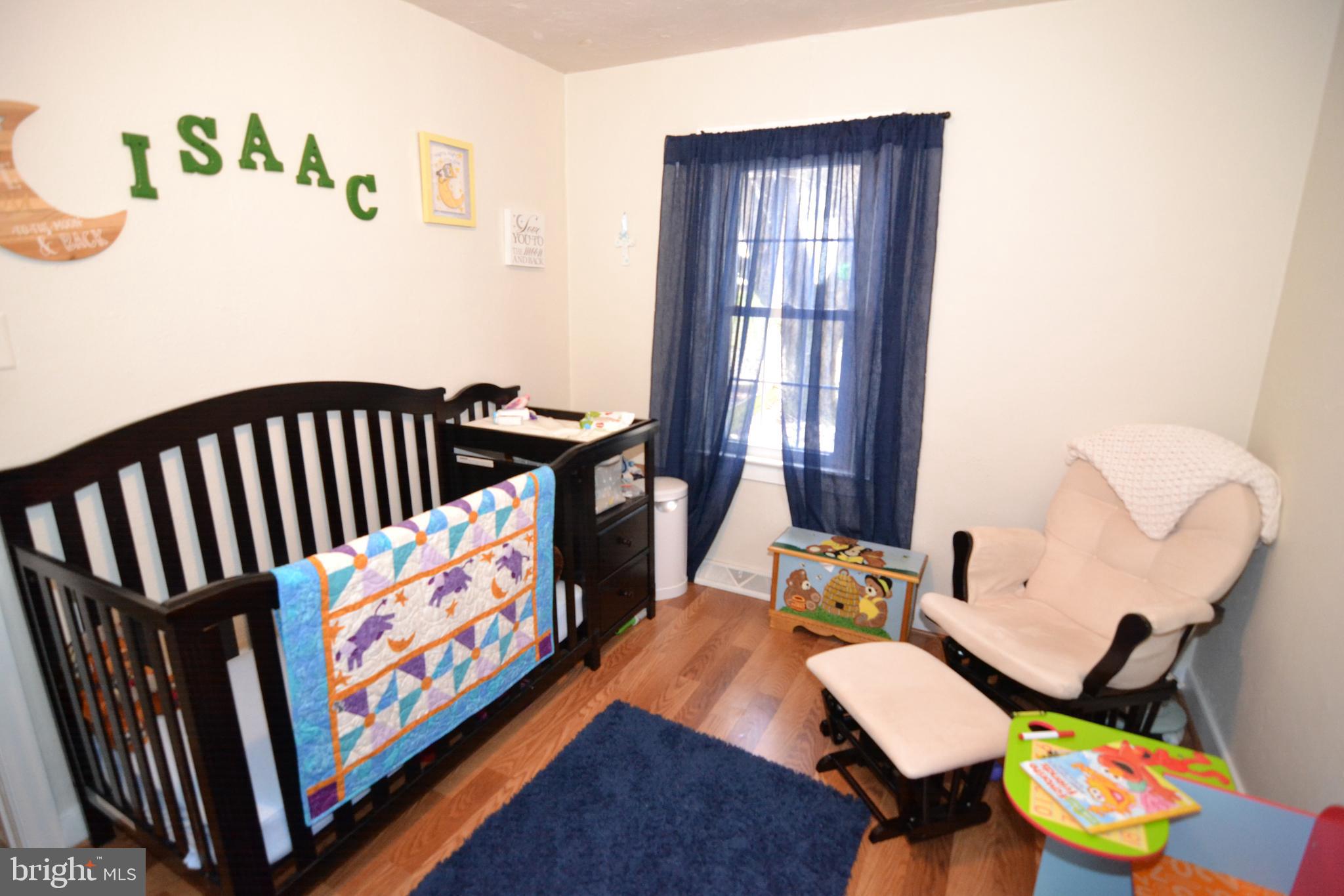 574 Hillcrest Road York, PA 17403 - Photo 10 of 28 Gallery Image 10