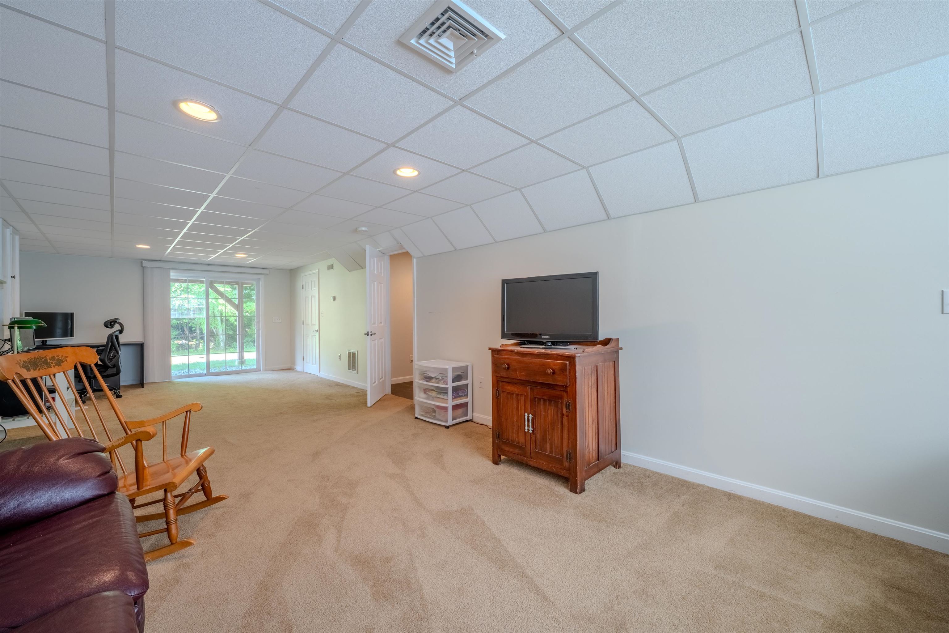 17 Forrest Street Hampstead, NH 03826 - Photo 25 of 40 Gallery Image 25