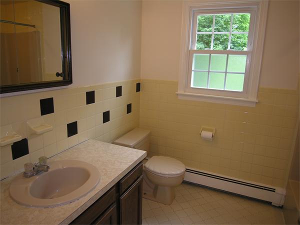33 Lantern Lane Needham, MA 02492 - Photo 18 of 23 Gallery Image 18