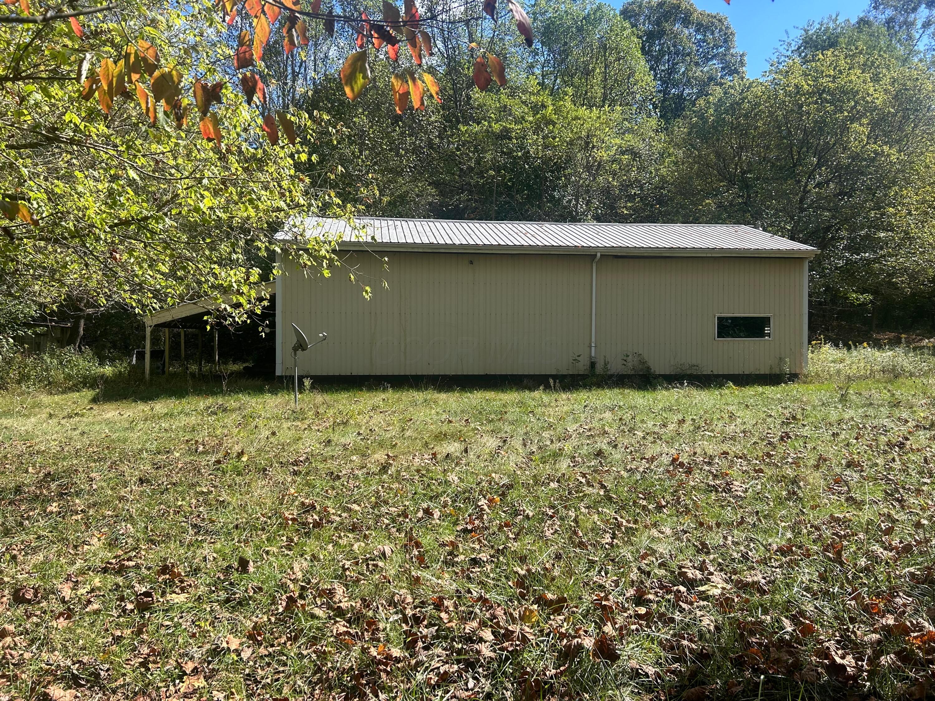 2255 Mollies Rock Road Dresden, OH 43821 - Photo 4 of 10 IMG_2399