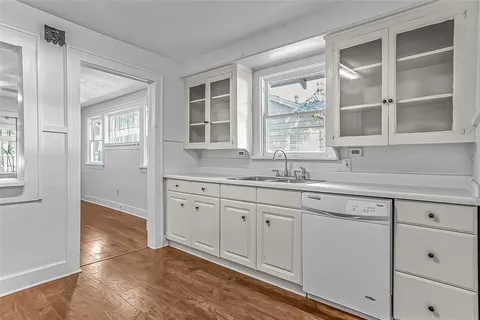 $395,000 | 2109 Ashland Avenue, Fort Worth, TX 76107