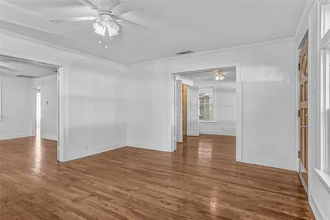 $395,000 | 2109 Ashland Avenue, Fort Worth, TX 76107