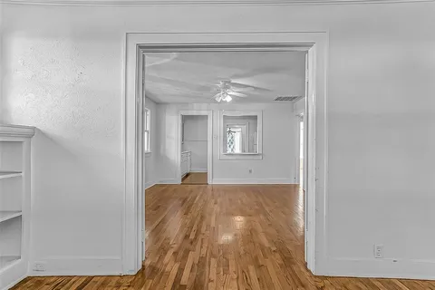 $395,000 | 2109 Ashland Avenue, Fort Worth, TX 76107