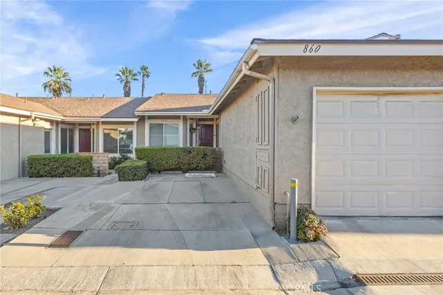 $469,900 | 860 Tangerine Street, Corona, CA 92879