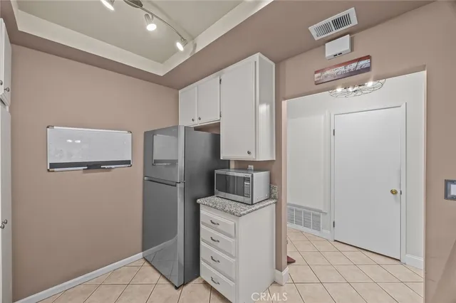 $469,900 | 860 Tangerine Street, Corona, CA 92879