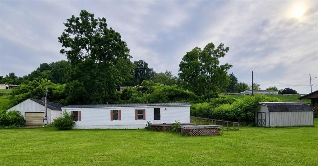 3120 Bratkovich Road Claridge, PA 15623 - Photo 1 of 23