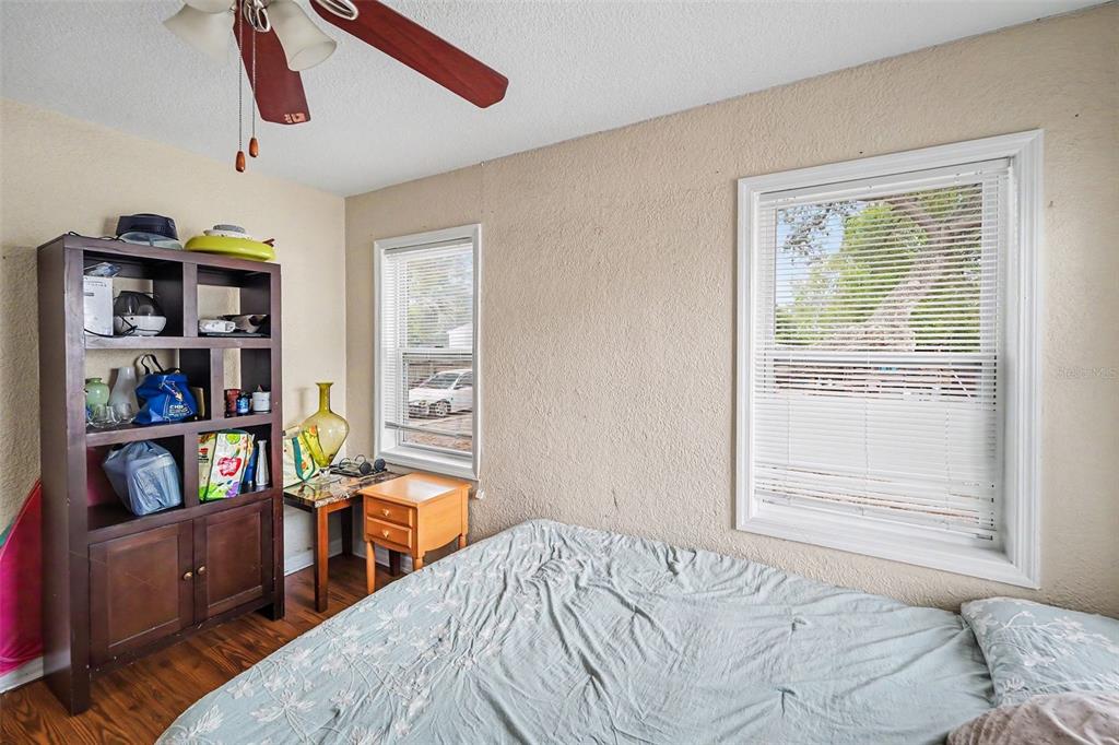 1464 Druid Road Clearwater, FL 33756 - Photo 13 of 26