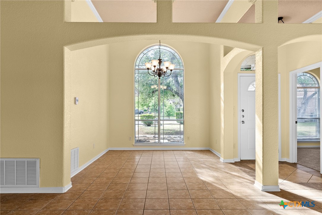 5705 Bald Ridge Court Killeen, TX 76542 - Photo 6 of 28 a view of entryway with wooden floor