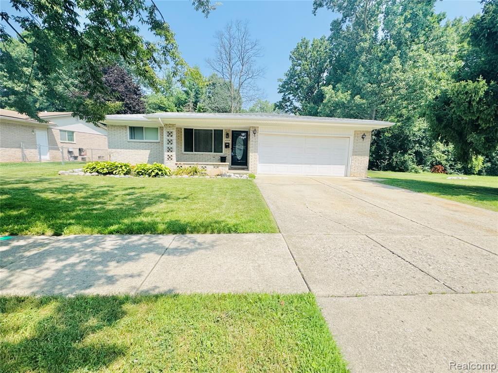 43038 Hanford Road Canton, MI 48187 - Photo 1 of 26