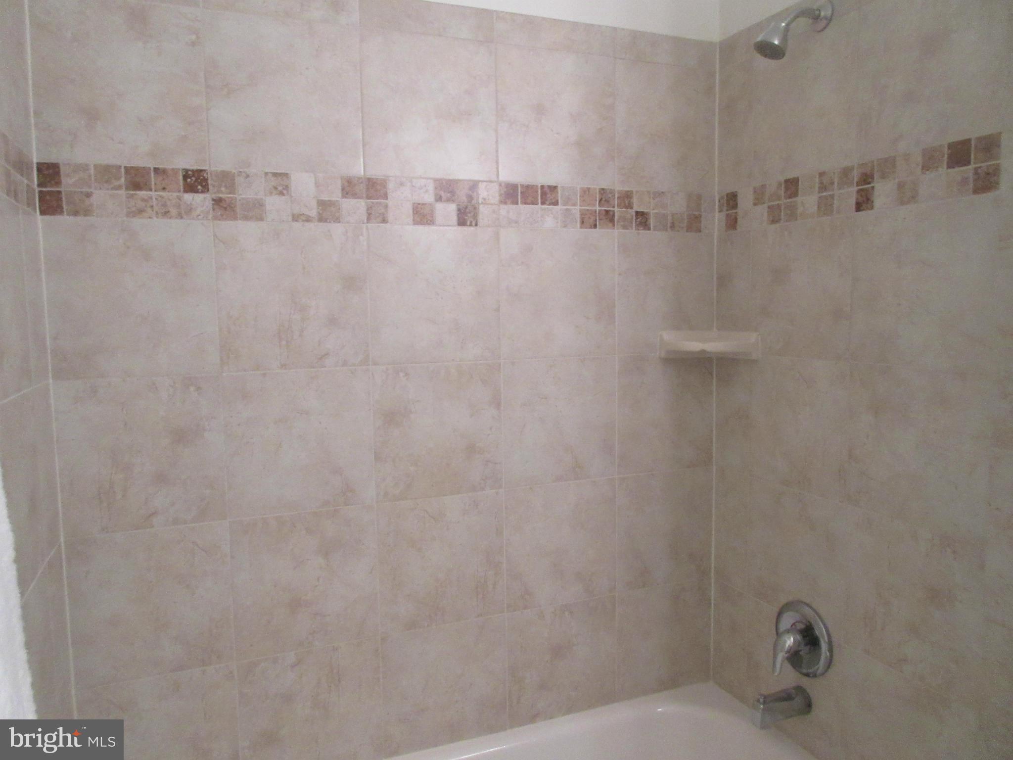 5352 Guinea Road Fairfax, VA 22032 - Photo 14 of 29 Bath
