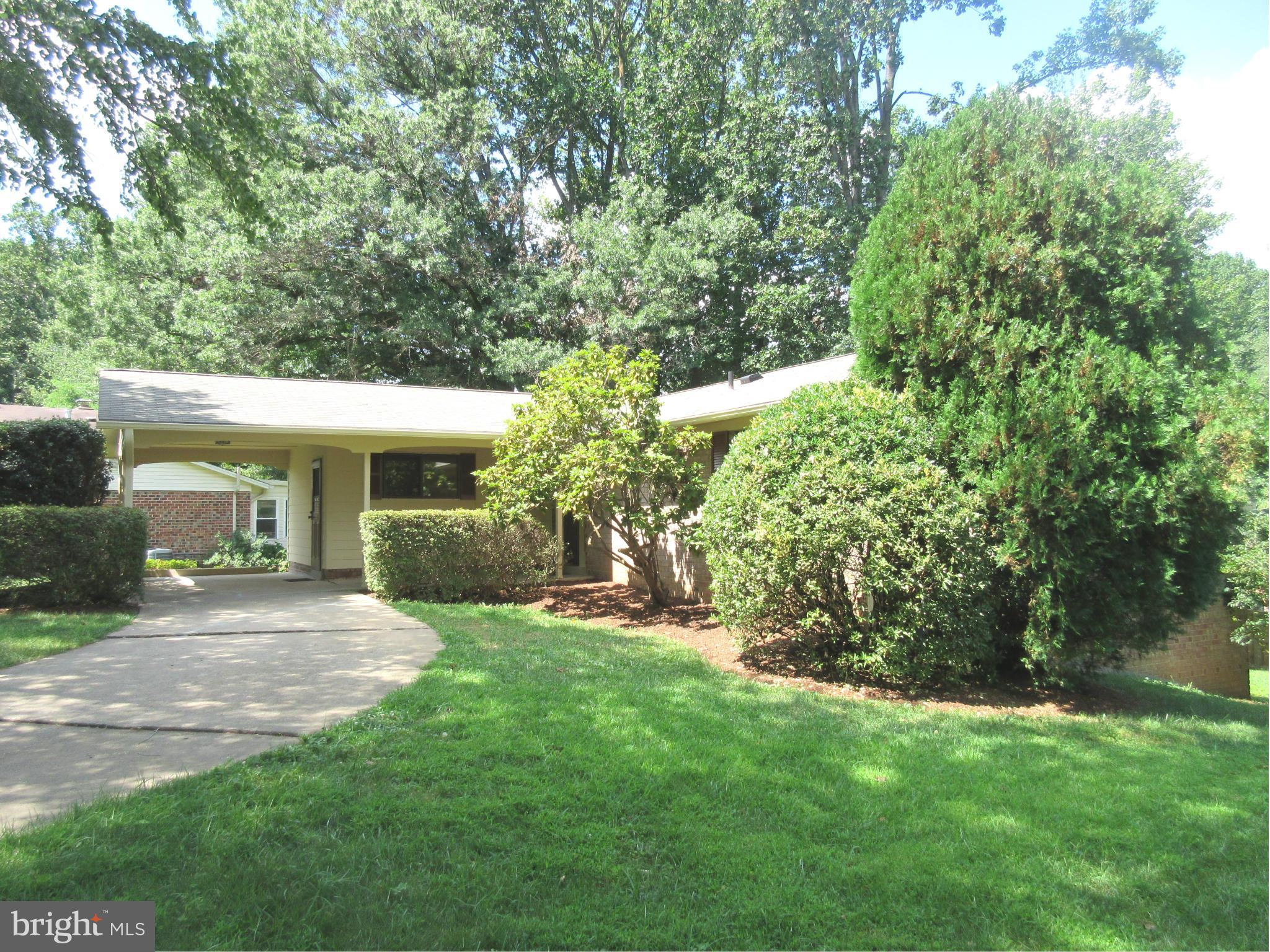 5352 Guinea Road Fairfax, VA 22032 - Photo 29 of 29 Exterior (Front)