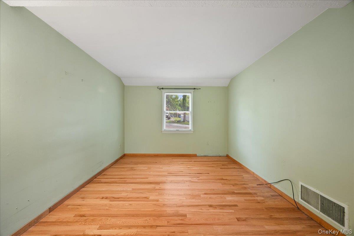4 Brandon Road Brewster, NY 10509 - Photo 11 of 38