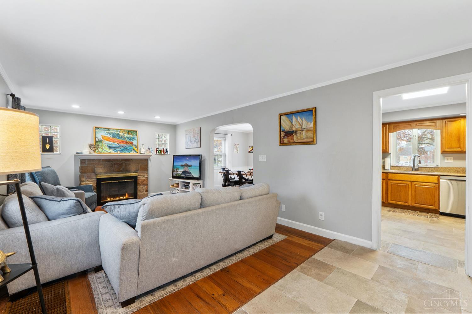 2751 Jessup Road Cincinnati, OH 45239 - Photo 8 of 52 Gallery Image 8
