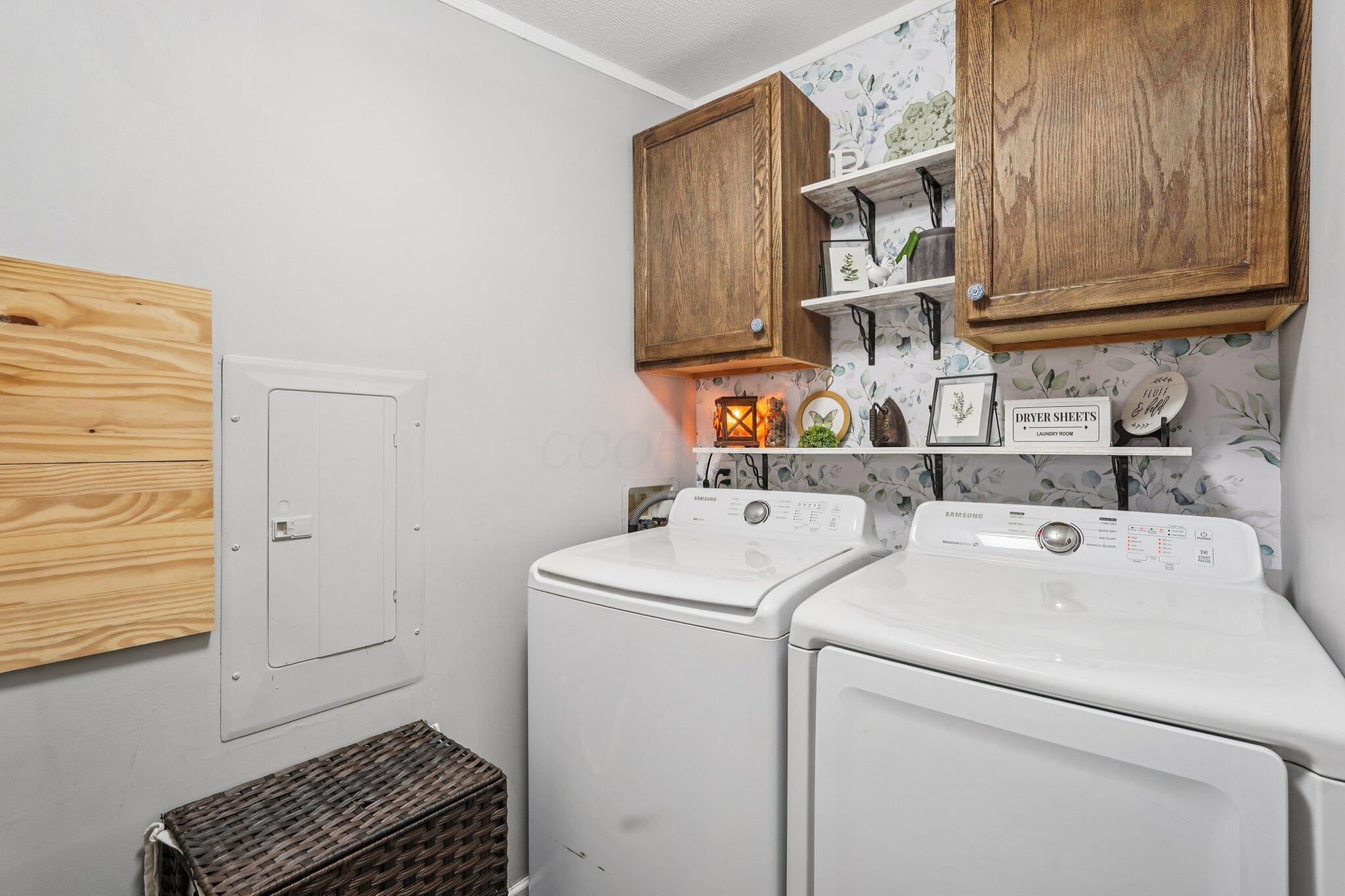 6500 Heigle Road Southwest Amanda, OH 43102 - Photo 28 of 44 Laundry Room