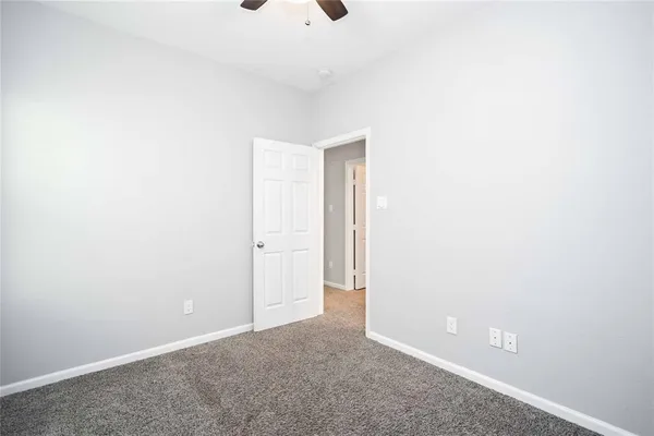 $1,700 | 5105 Southwind Street, Unit A, Houston, TX 77033