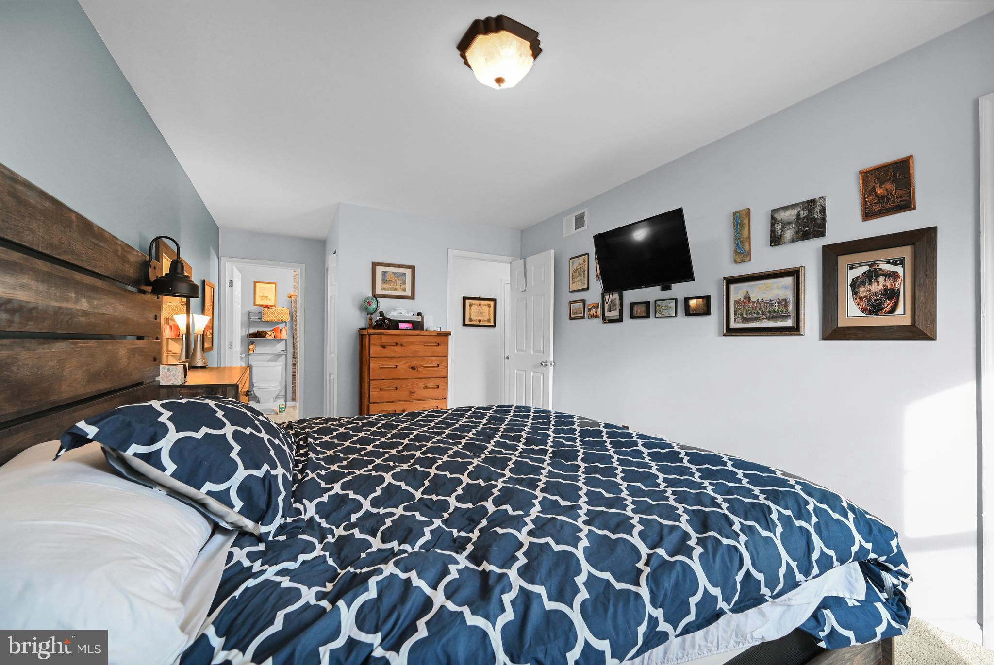 2853 Robin Road York, PA 17404 - Photo 16 of 32 Gallery Image 16