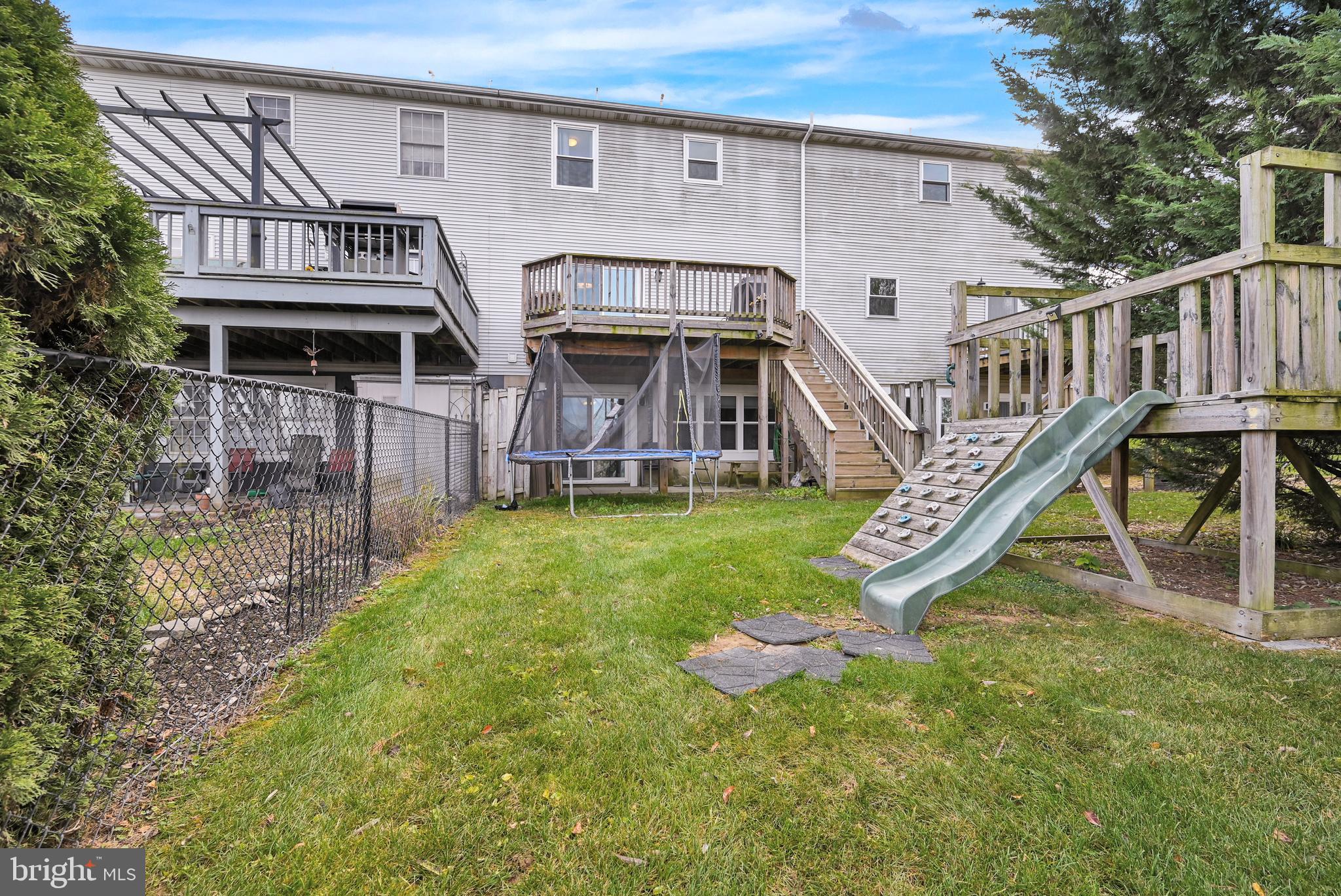 2853 Robin Road York, PA 17404 - Photo 29 of 32 Gallery Image 29