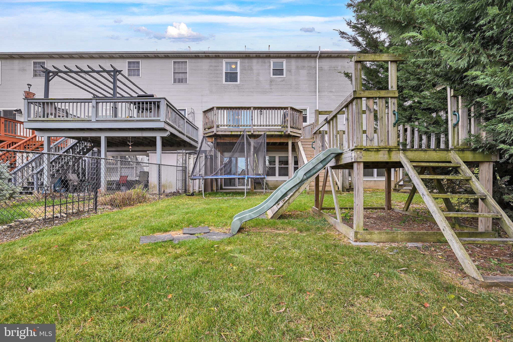 2853 Robin Road York, PA 17404 - Photo 30 of 32 Gallery Image 30