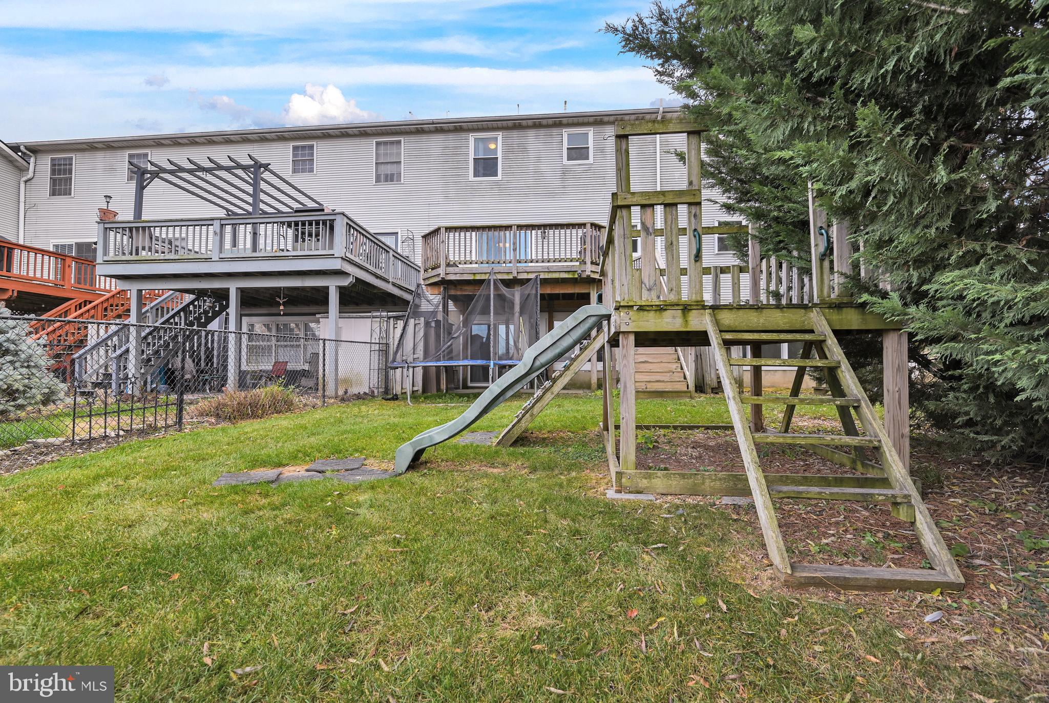 2853 Robin Road York, PA 17404 - Photo 31 of 32 Gallery Image 31