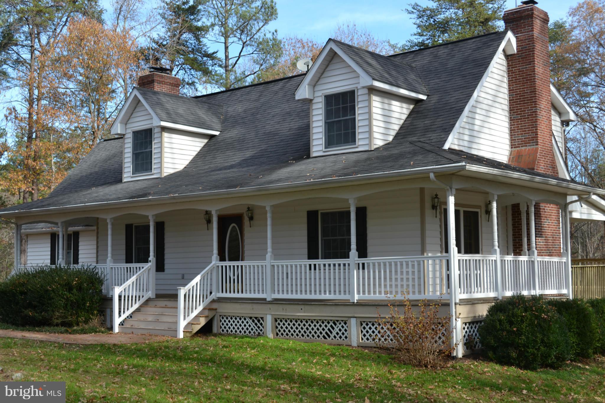 4 Rutledge Cove Ruther Glen, VA 22546 - Photo 8 of 26 Exterior (Front)